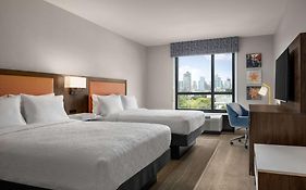 Hampton By Hilton East Austin - Near Ut And Capitol